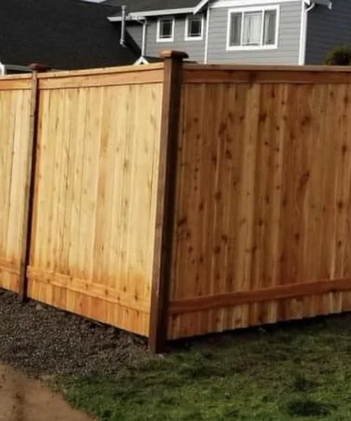 Installation of new fence in Mukilteo 